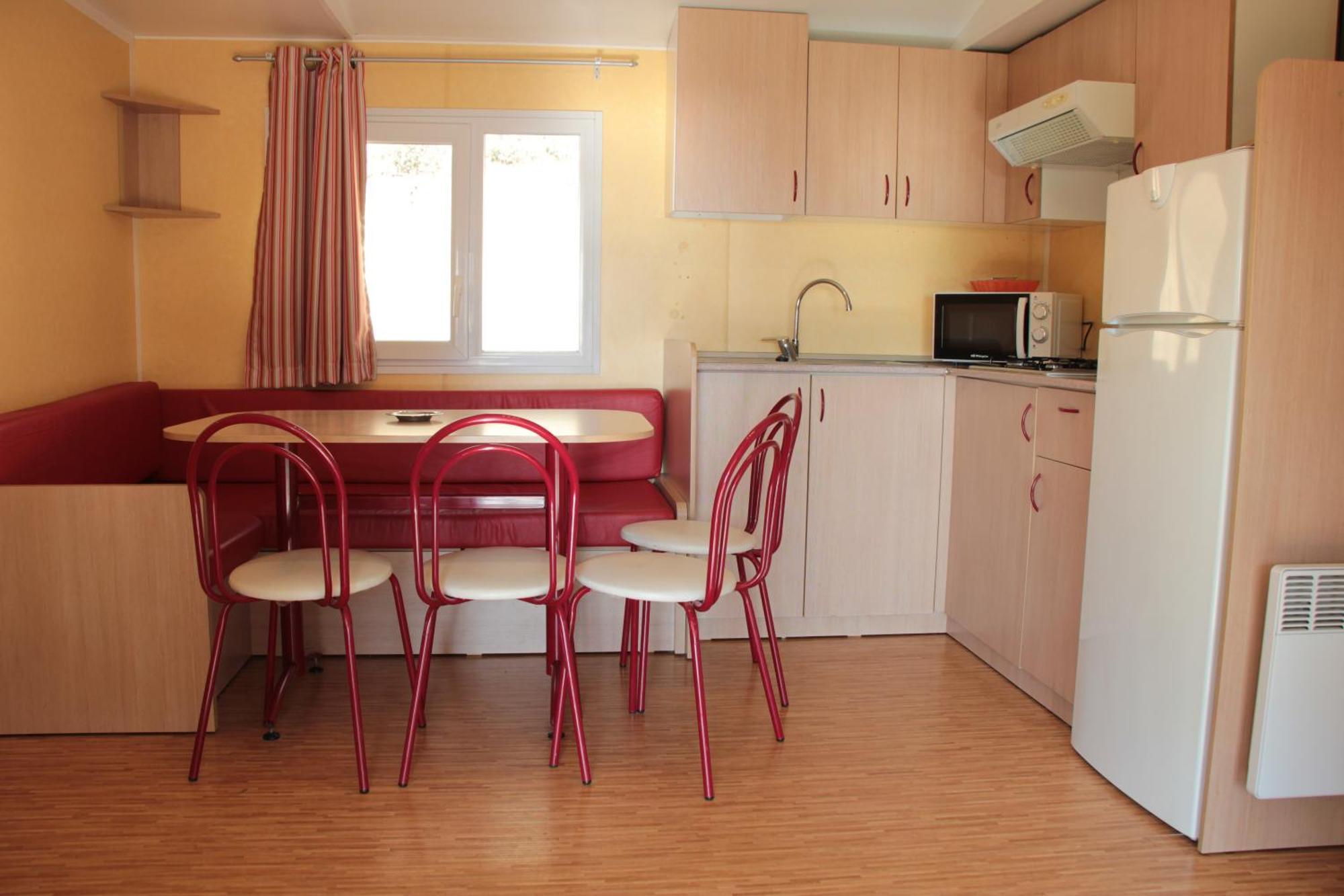 Camping Roca Grossa Calella Ruang foto