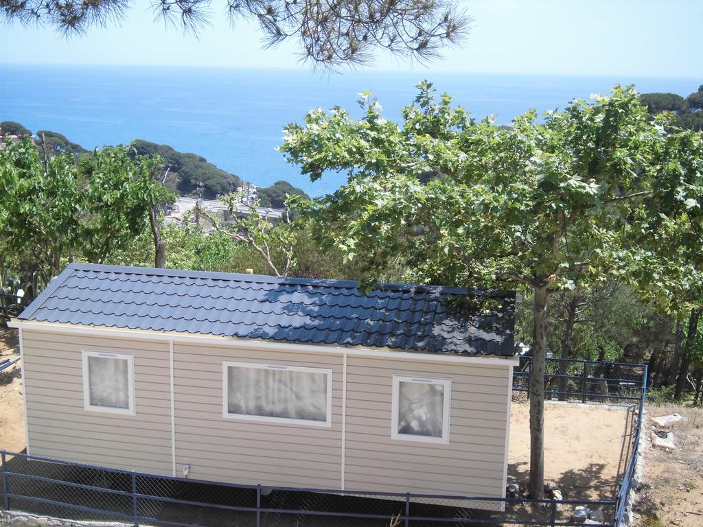 Camping Roca Grossa Calella Bagian luar foto