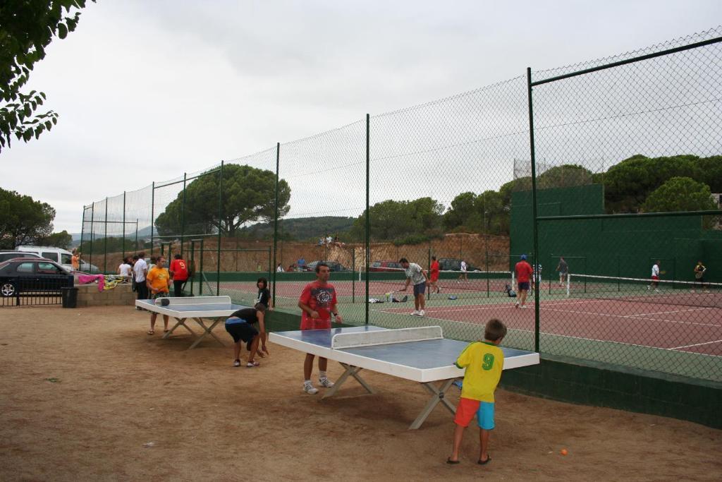 Camping Roca Grossa Calella Bagian luar foto